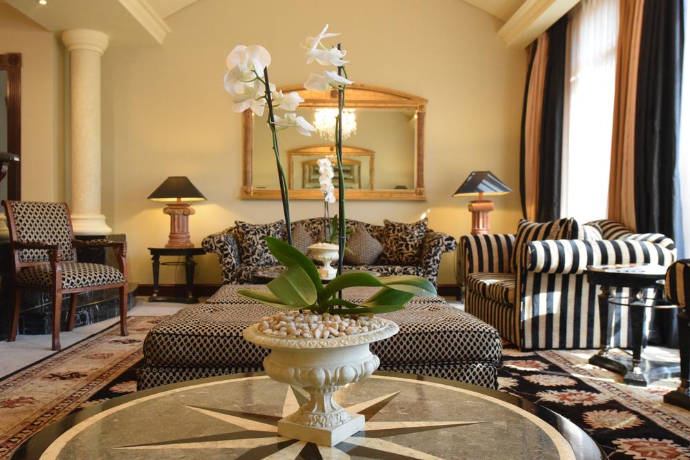 Michelangelo Hotel Presidential Suite Dining Room Flower