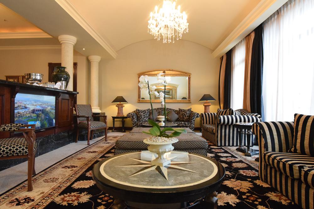 Michelangelo Hotel Presidential Suite Living Room